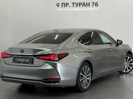 Lexus ES 250 Premium 2018 года за 17 500 000 тг. в Астана – фото 18