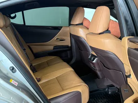 Lexus ES 250 Premium 2018 года за 17 500 000 тг. в Астана – фото 7