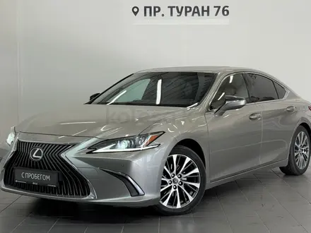 Lexus ES 250 Premium 2018 года за 17 500 000 тг. в Астана