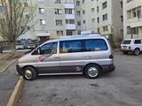 Hyundai Starex 2002 годаүшін3 800 000 тг. в Астана – фото 2