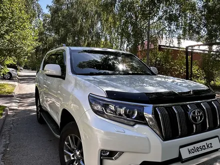 Toyota Land Cruiser Prado 2018 года за 21 000 000 тг. в Караганда