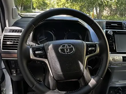 Toyota Land Cruiser Prado 2018 года за 21 000 000 тг. в Караганда – фото 10