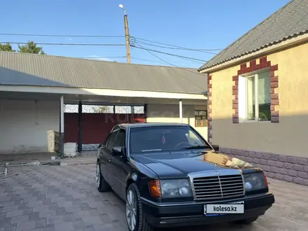 Mercedes-Benz E 200 1992 года за 2 500 000 тг. в Тараз – фото 3