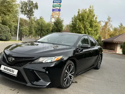 Toyota Camry 2020 года за 12 700 000 тг. в Алматы – фото 3