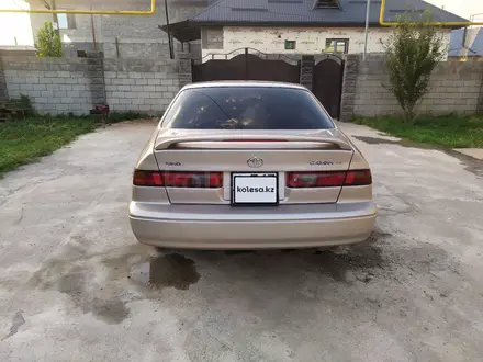 Toyota Camry 1998 года за 3 200 000 тг. в Алматы – фото 5