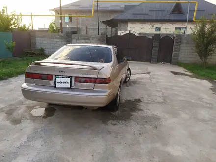 Toyota Camry 1998 года за 3 200 000 тг. в Алматы – фото 9