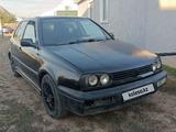 Volkswagen Golf 1995 года за 1 200 000 тг. в Уральск – фото 2