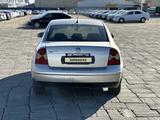 Volkswagen Passat 2004 года за 1 950 000 тг. в Атырау – фото 5
