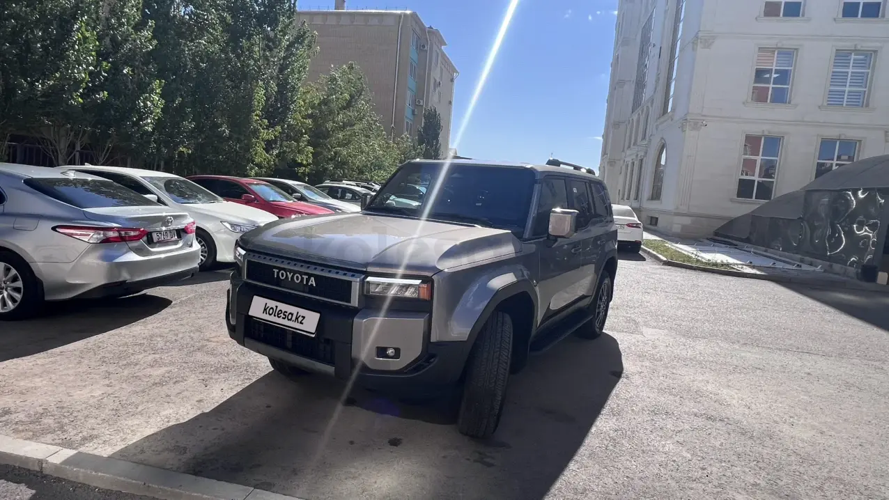 Toyota Land Cruiser Prado, 2023