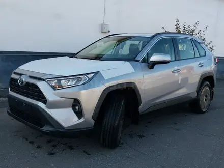 Toyota RAV4 2022 года за 18 500 000 тг. в Петропавловск