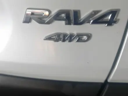 Toyota RAV4 2022 года за 18 500 000 тг. в Петропавловск – фото 22