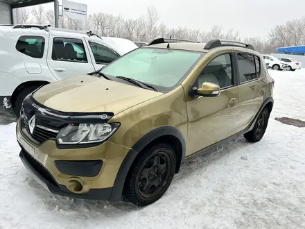 Renault Sandero 2015 года за 3 800 000 тг. в Уральск – фото 2