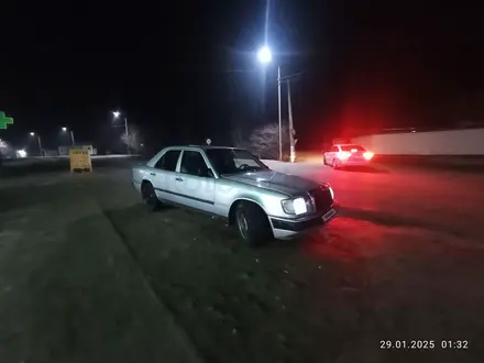 Mercedes-Benz E 230 1988 года за 550 000 тг. в Шымкент – фото 3