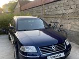 Volkswagen Passat 2003 года за 3 500 000 тг. в Шымкент – фото 2