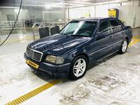 Mercedes-Benz C 200 1997 года за 2 700 000 тг. в Караганда