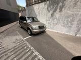 Suzuki XL7 2001 года за 3 400 000 тг. в Алматы