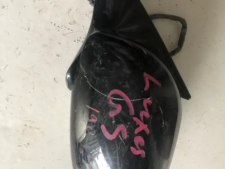 Левый боковой зеркало за 35 000 тг. в Астана