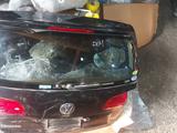 Крышка багажника дверь на VW Touran 2010-2015 оригинал, привозная в за 70 000 тг. в Алматы – фото 3