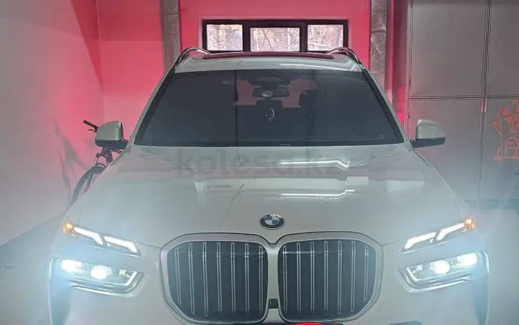 BMW X7 2023 годаүшін71 300 000 тг. в Астана