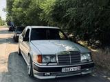 Бампер на Mercedes W124 стиль AMG Gen 1 за 35 000 тг. в Кызылорда