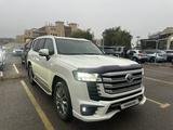 Toyota Land Cruiser 2023 года за 42 500 000 тг. в Алматы