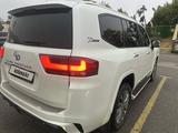 Toyota Land Cruiser 2023 года за 42 500 000 тг. в Алматы – фото 5