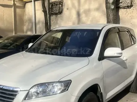 Toyota RAV4 2011 года за 7 400 000 тг. в Алматы