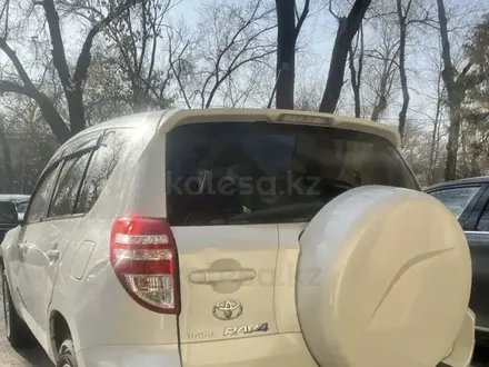 Toyota RAV4 2011 года за 7 400 000 тг. в Алматы – фото 3