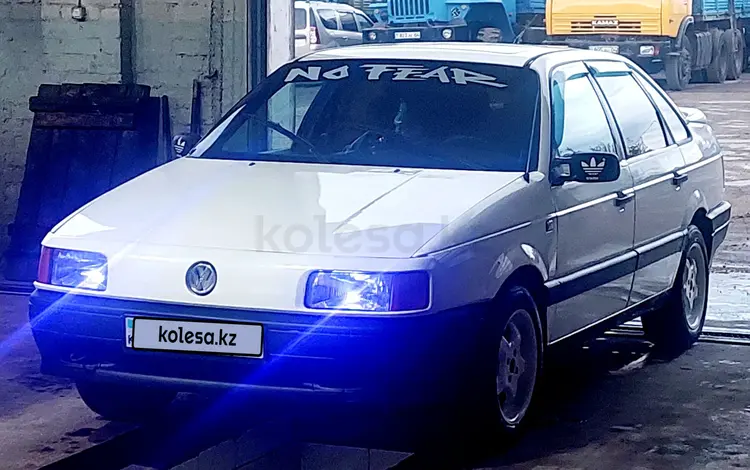 Volkswagen Passat 1993 года за 1 300 000 тг. в Актобе