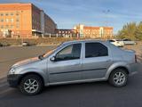 Renault Logan 2014 года за 950 000 тг. в Караганда – фото 2