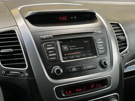 Kia Sorento 2014 года за 8 300 000 тг. в Актобе – фото 24