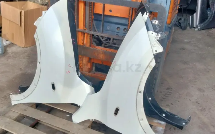 Переднее крыло за 60 000 тг. в Алматы