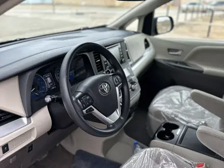 Toyota Sienna 2019 года за 14 300 000 тг. в Актау – фото 12