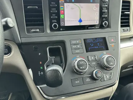 Toyota Sienna 2019 года за 14 300 000 тг. в Актау – фото 16