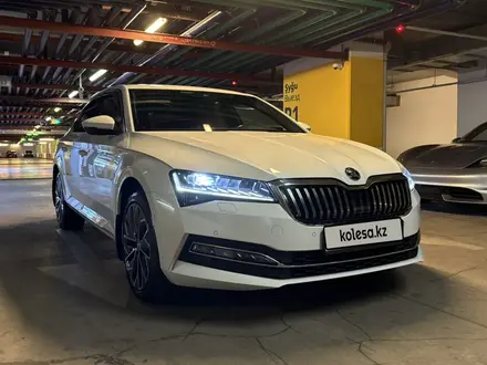 Skoda Superb 2020 года за 14 500 000 тг. в Алматы – фото 5
