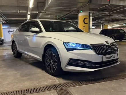 Skoda Superb 2020 года за 14 500 000 тг. в Алматы – фото 3