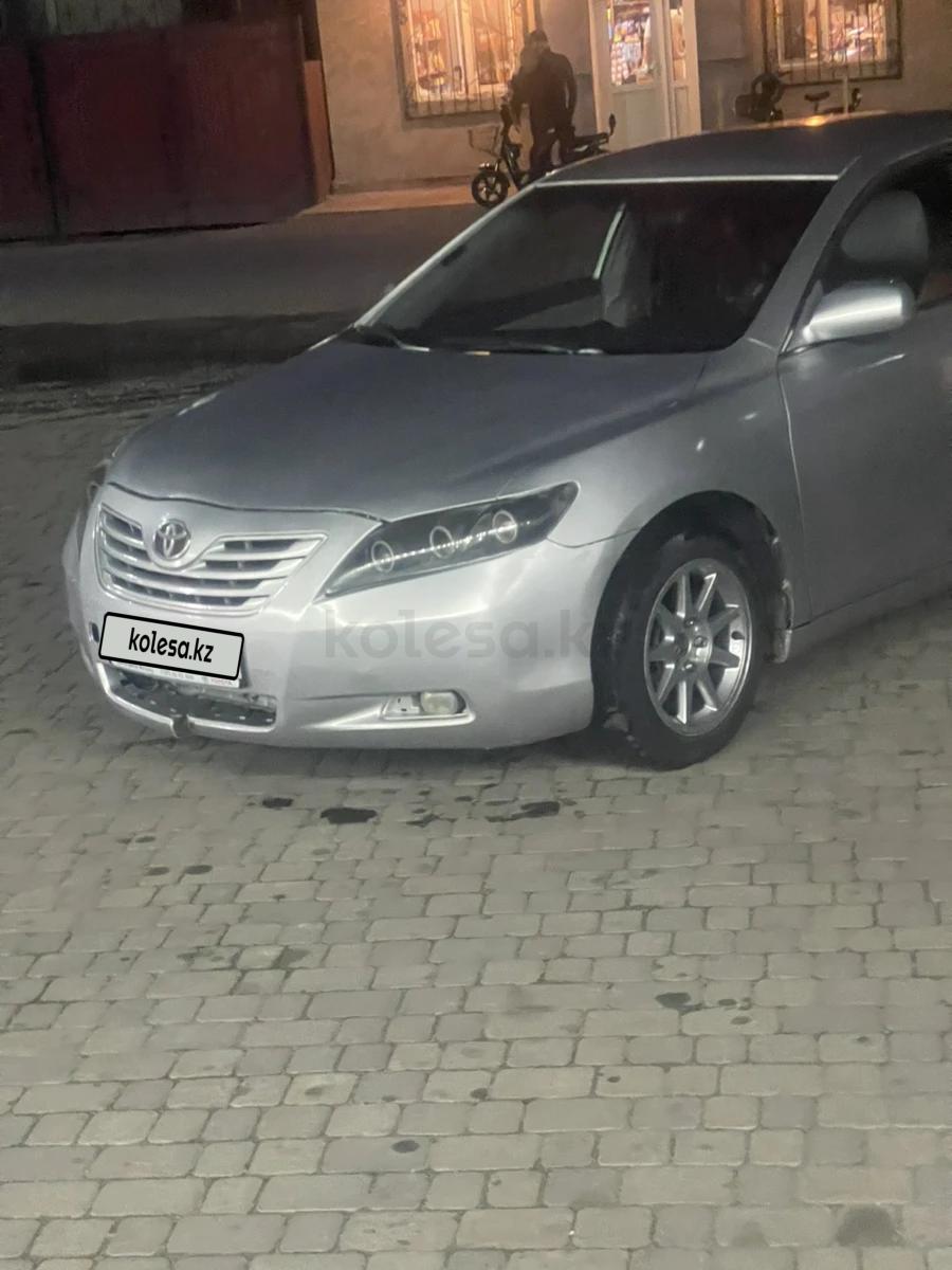 Toyota Camry 2008 г.