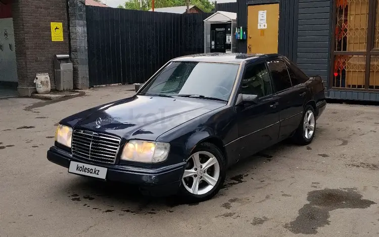 Mercedes-Benz E 200 1995 года за 1 500 000 тг. в Алматы