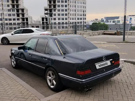 Mercedes-Benz E 200 1995 года за 1 500 000 тг. в Алматы – фото 6