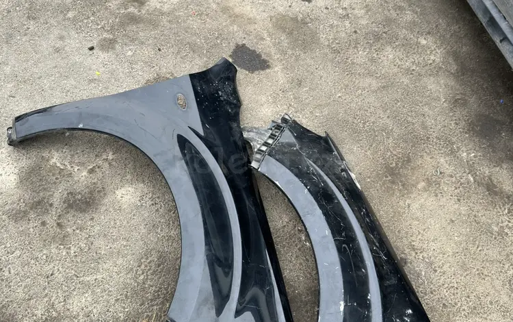 Передние крылья за 1 000 тг. в Шымкент