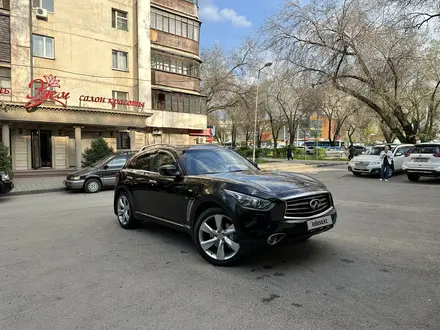 Infiniti QX70 2016 года за 12 950 000 тг. в Алматы – фото 50