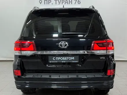 Toyota Land Cruiser Luxe 2019 года за 40 000 000 тг. в Астана – фото 4