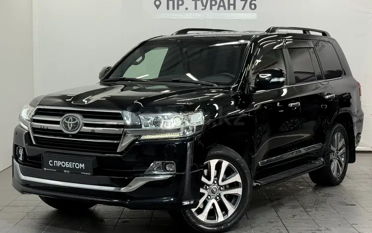 Toyota Land Cruiser Luxe 2019 года за 40 000 000 тг. в Астана