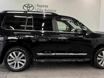 Toyota Land Cruiser Luxe 2019 года за 40 000 000 тг. в Астана – фото 17