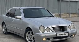 Mercedes-Benz E 280 2000 годаfor4 000 000 тг. в Шымкент