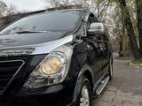 Hyundai Starex 2017 года за 9 800 000 тг. в Алматы – фото 2