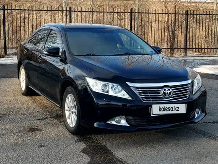 Toyota Camry 2012 года за 9 600 000 тг. в Усть-Каменогорск – фото 2