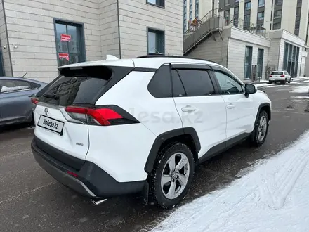 Toyota RAV4 2020 года за 14 500 000 тг. в Астана – фото 4