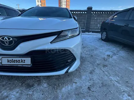 Toyota Camry 2018 года за 11 700 000 тг. в Астана – фото 9