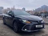 Toyota Camry 2023 года за 16 990 000 тг. в Алматы